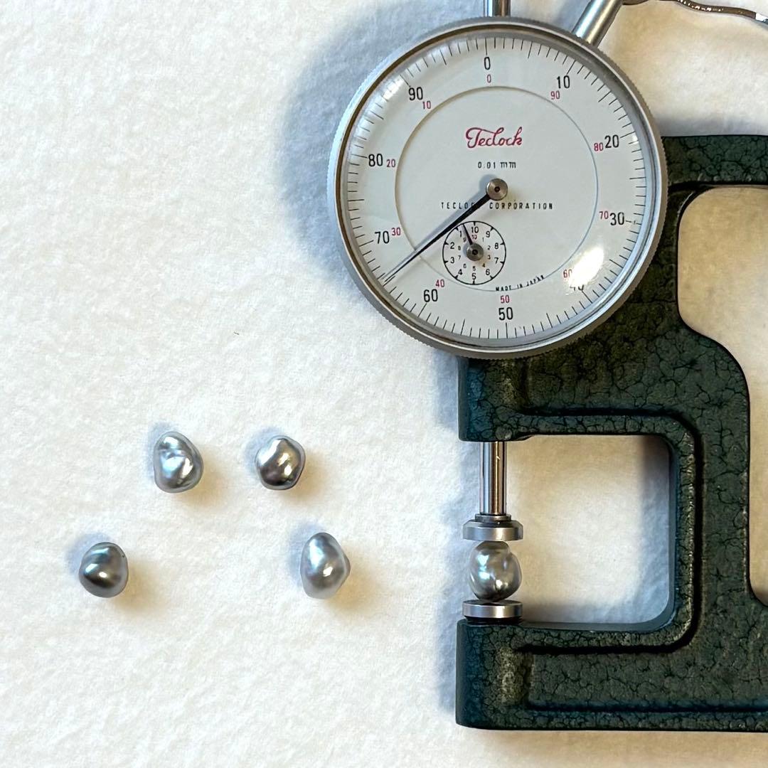 パール　南洋真珠　黒蝶ケシ　変形　８mm〜9mm ５pcs