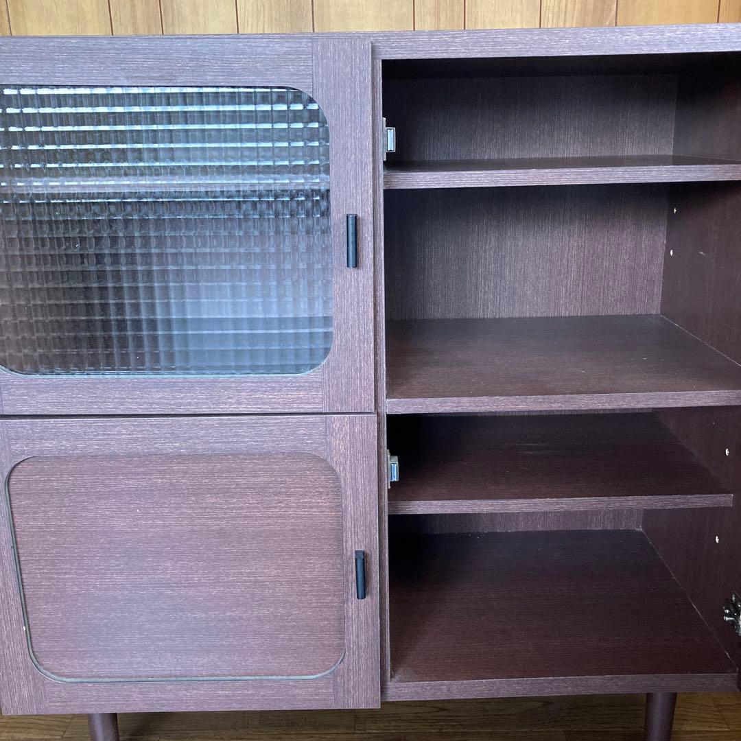 キャビネット　ミッドセンチュリー風　レトロモダン　ウッド製　アンティーク