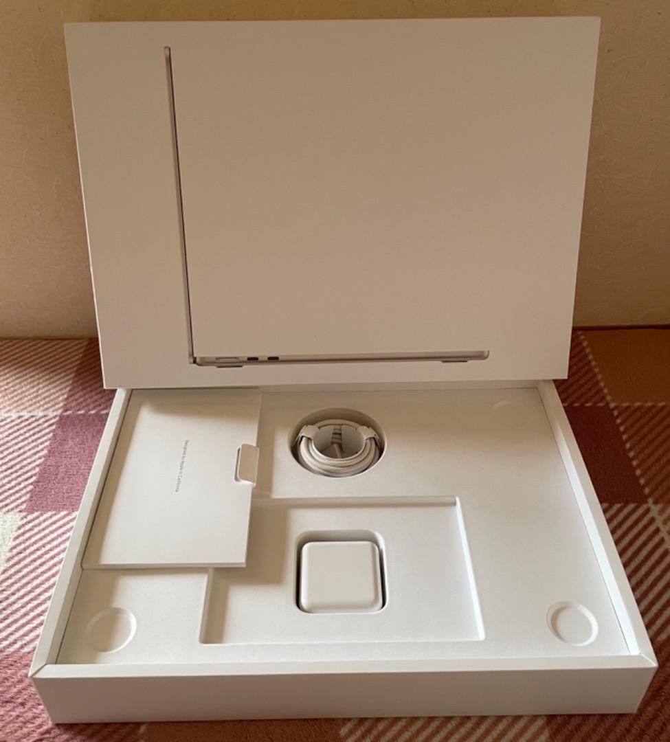 半使用近い　MACBOOK AIR M2- 8-512 Ofiice付き