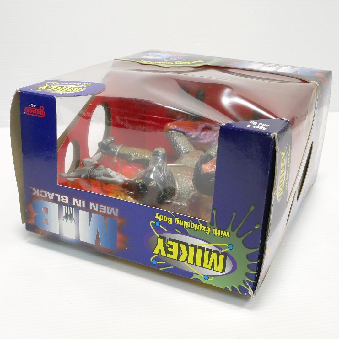 「メン・イン・ブラック（ＭＩＢ）」デラックスアクションフィギュア３種