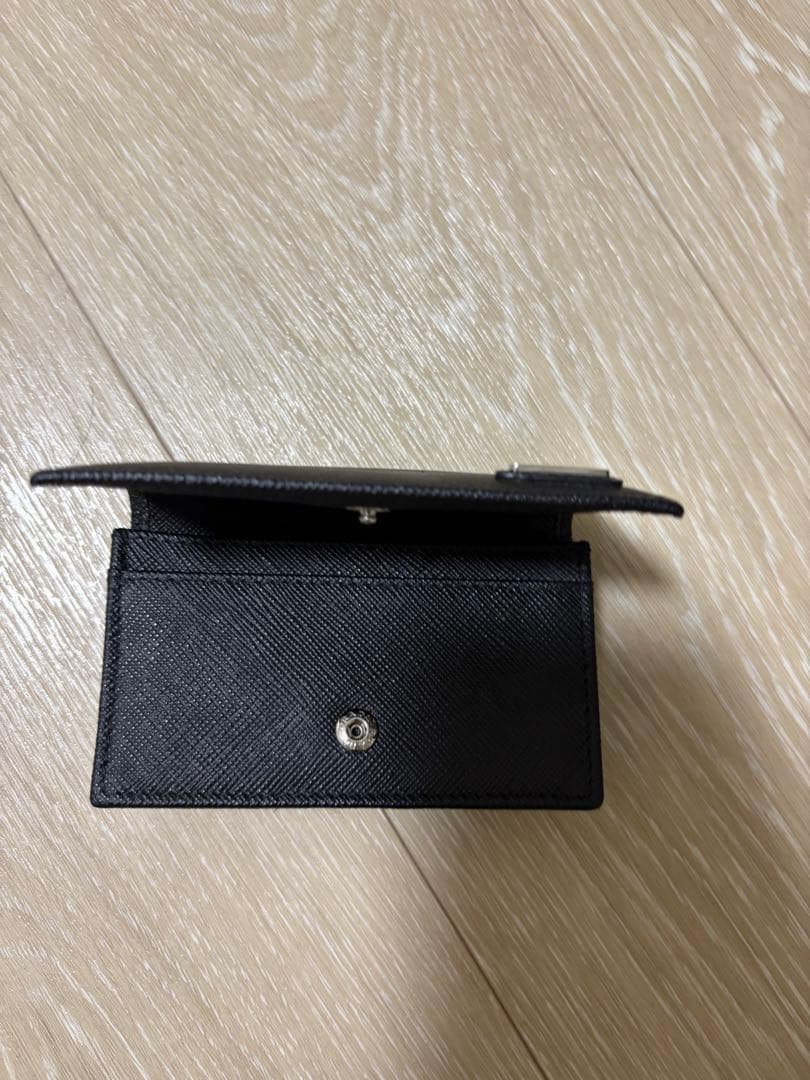 【美品】PRADA ブラック サフィアーノレザー 名刺入れ