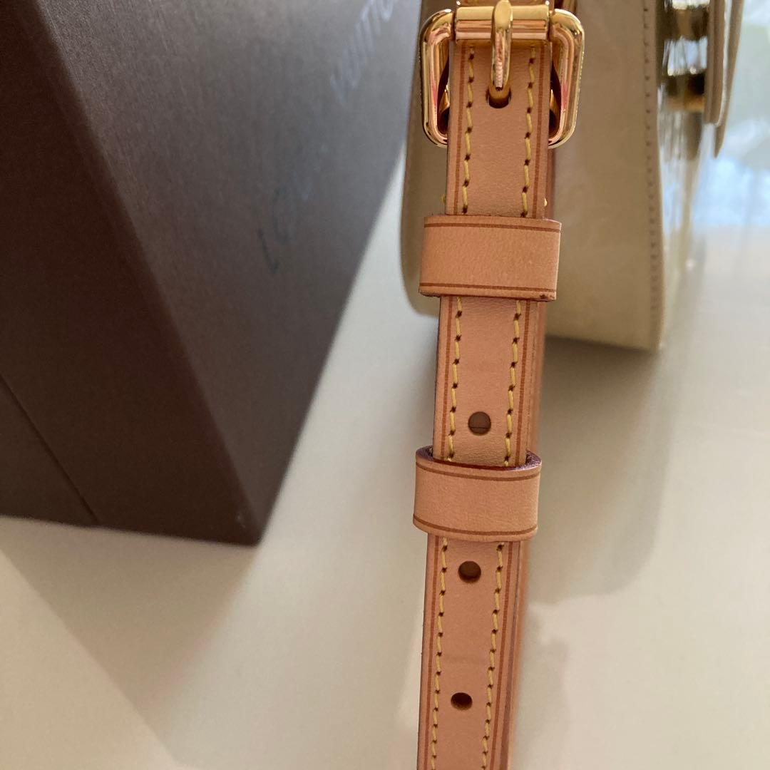 美品Louis Vuitton ヴェルニ　ベルフラワーGM