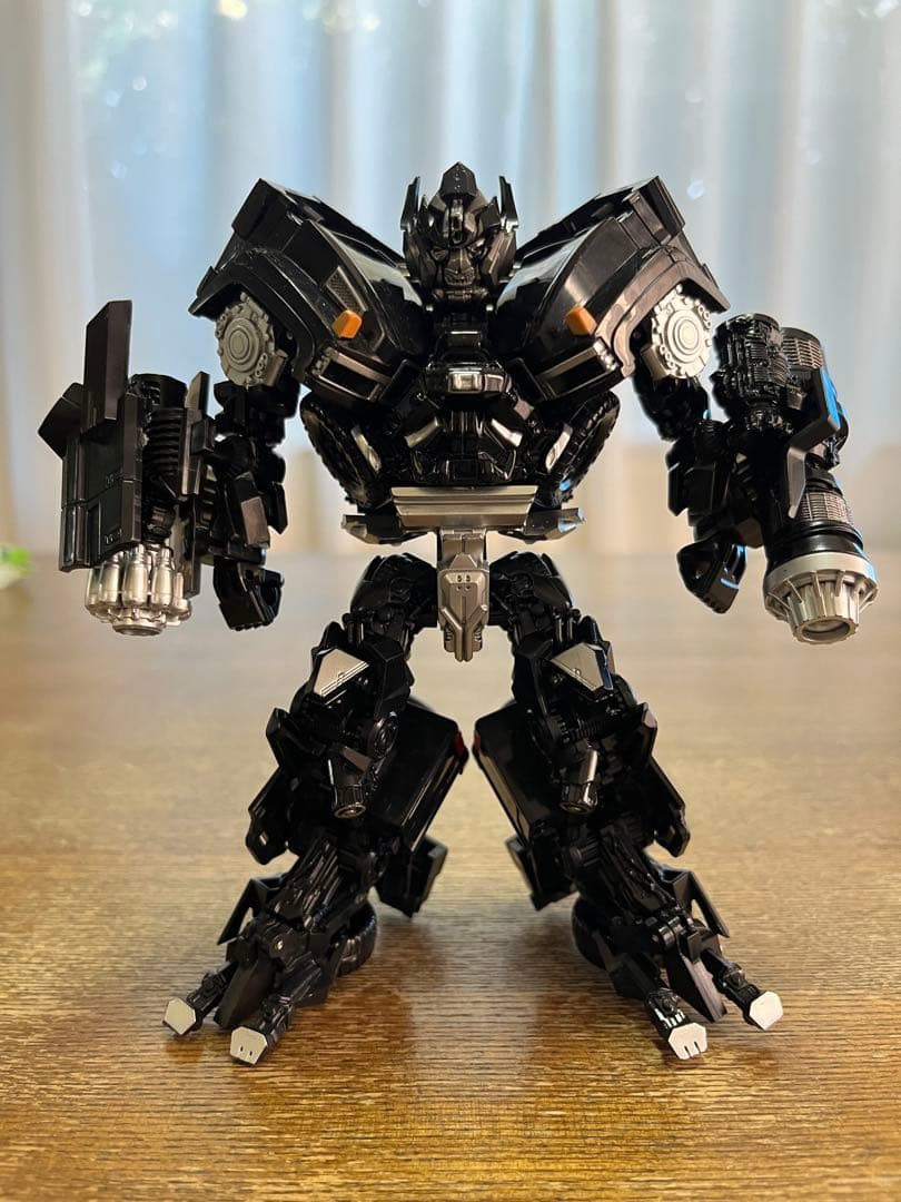 アイアンハイド似　非正規トランスフォーマー