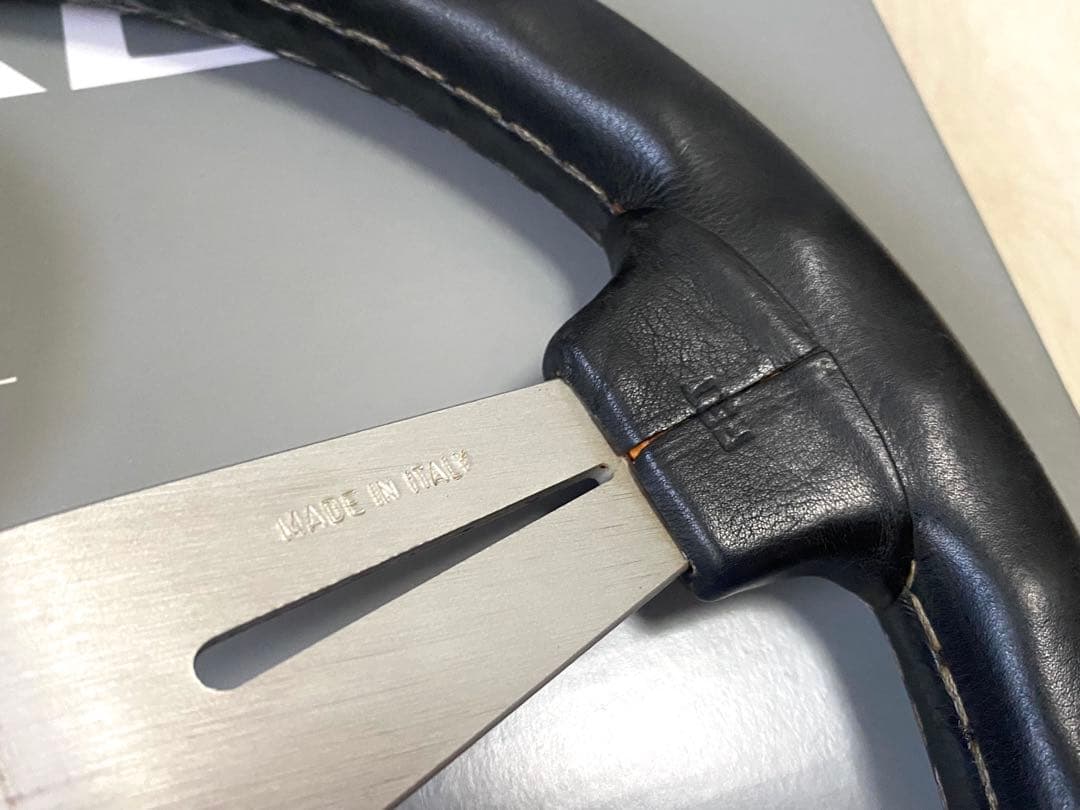 NARDI レザーステアリング33Φ 即決大歓迎　ナルディ　小径　 希少 FET