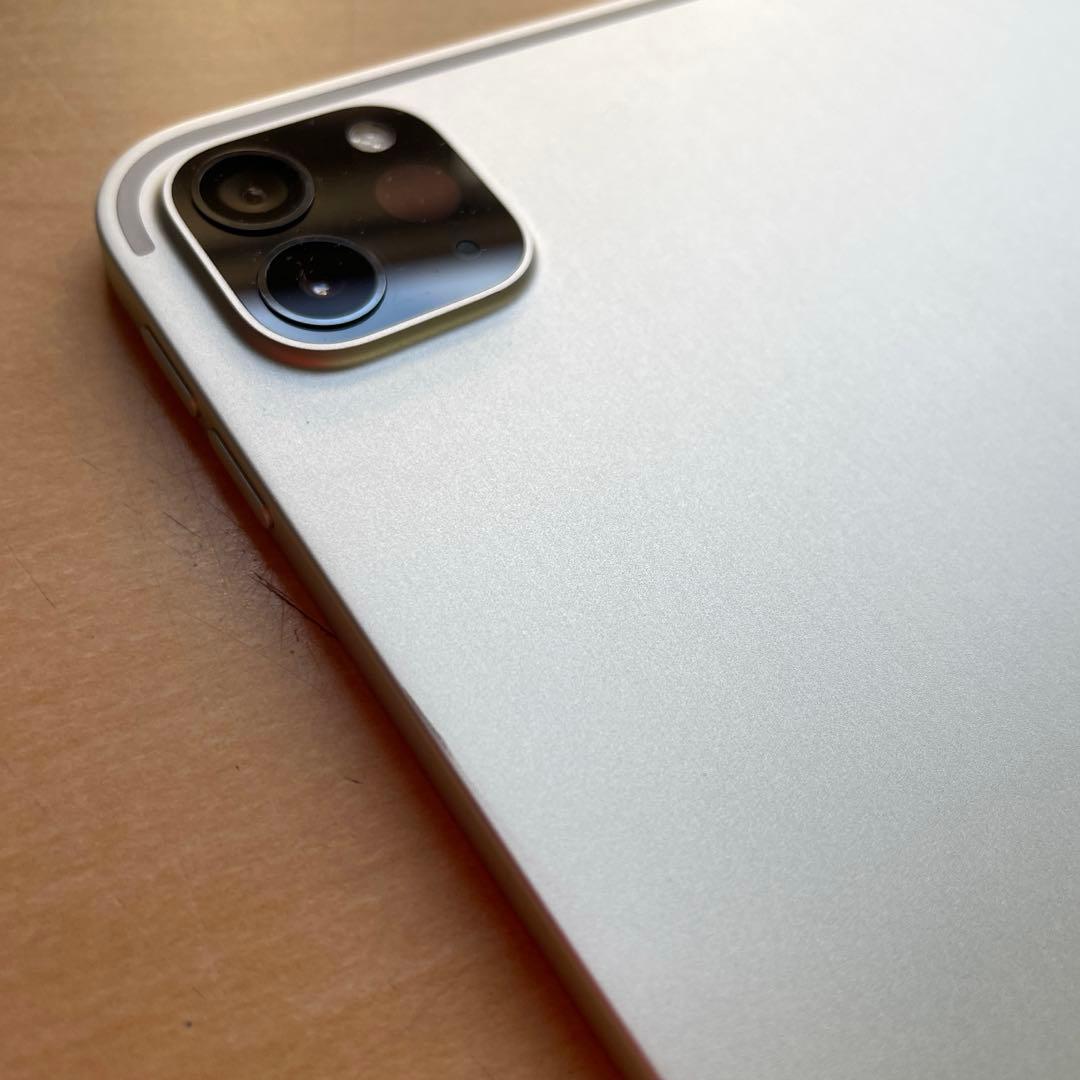 iPad Pro 11インチ　第2世代　シルバー　128GB A2228 超美品