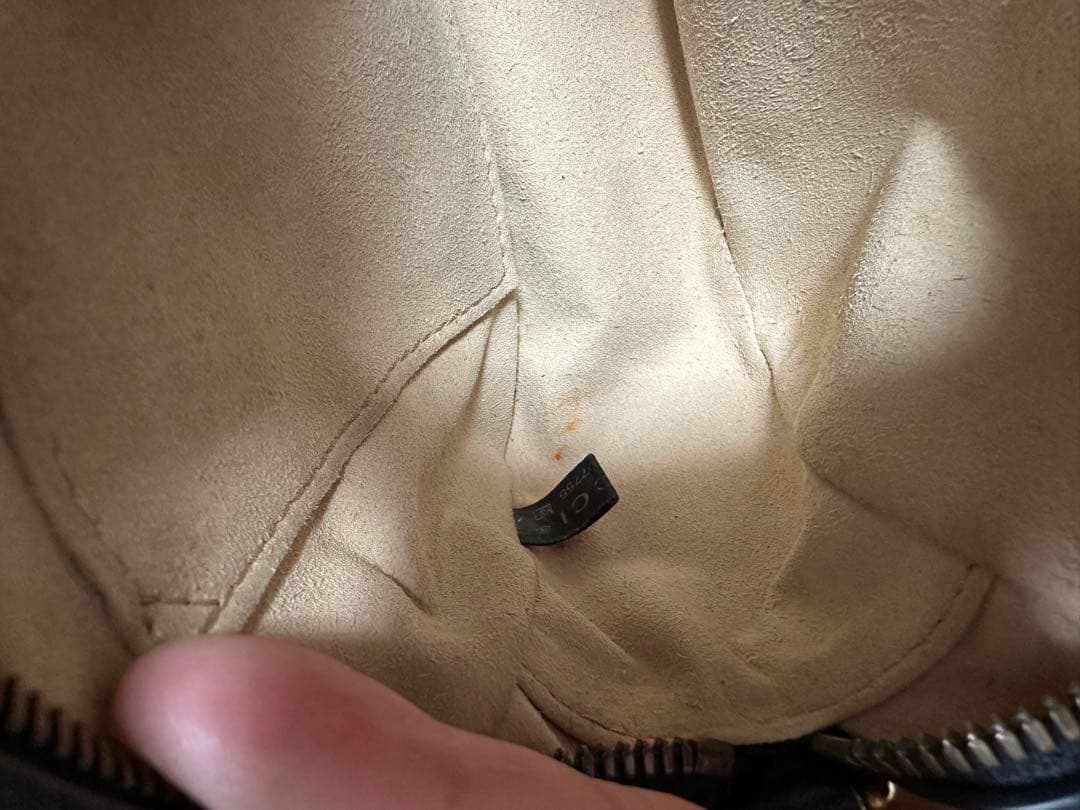 GUCCI マーモント　キルティング　GG チェーン　ショルダーバッグ　ブラック