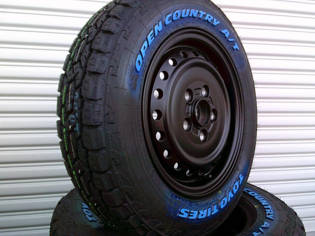 送料込☆TOYOオープンカントリーA/TⅢ☆165/80R14☆ホワイトレター☆