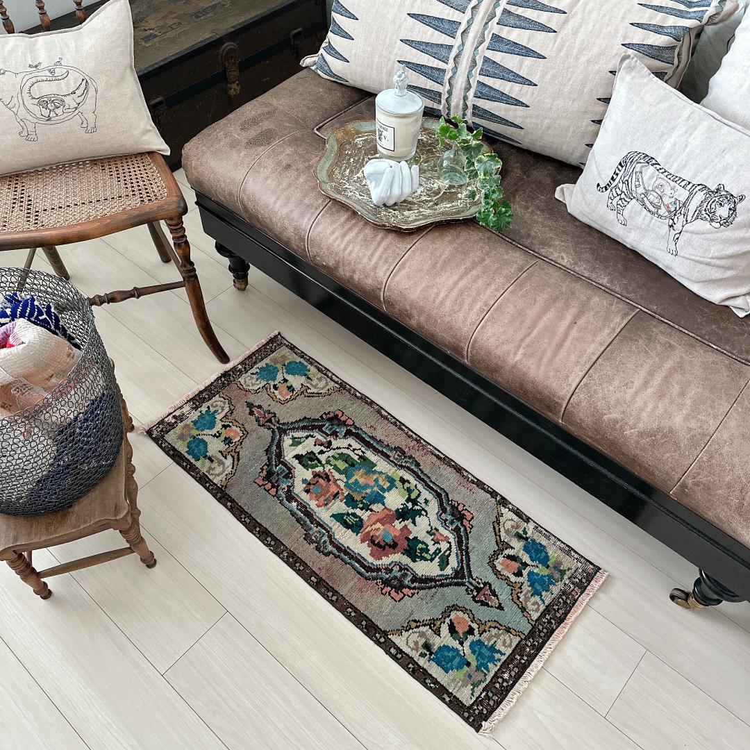 トルコ ヴィンテージラグ A50人気柄 レア ペールブルー ピンク グリーン