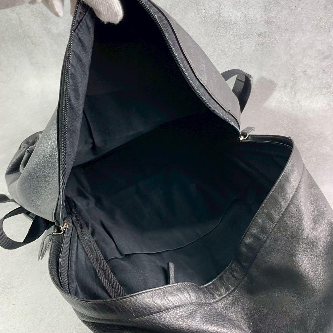 バレンシアガ エブリデイ バックパック レザー リュック ロゴ 大容量 ブラック