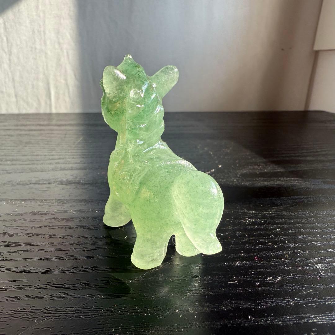 【MHUSK】天然石グリーンストロベリークォーツの馬　NO.120902