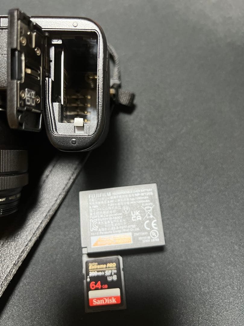 FUJIFILM X-S10 ミラーレスカメラ Wズームレンズキット