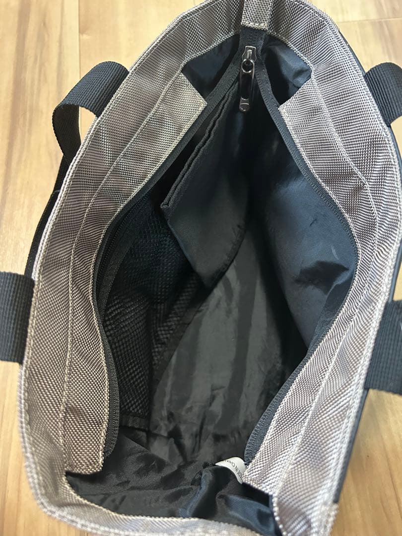 【新品未使用】テーラーメイド ラウンドバッグ 2025モデル 「 TL592 」