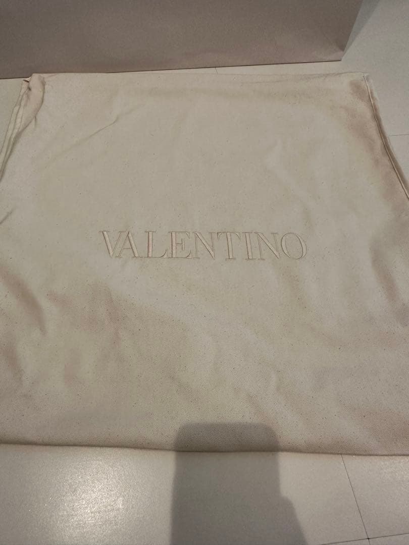 VALENTINO ミンクファークッション　ベビーレース