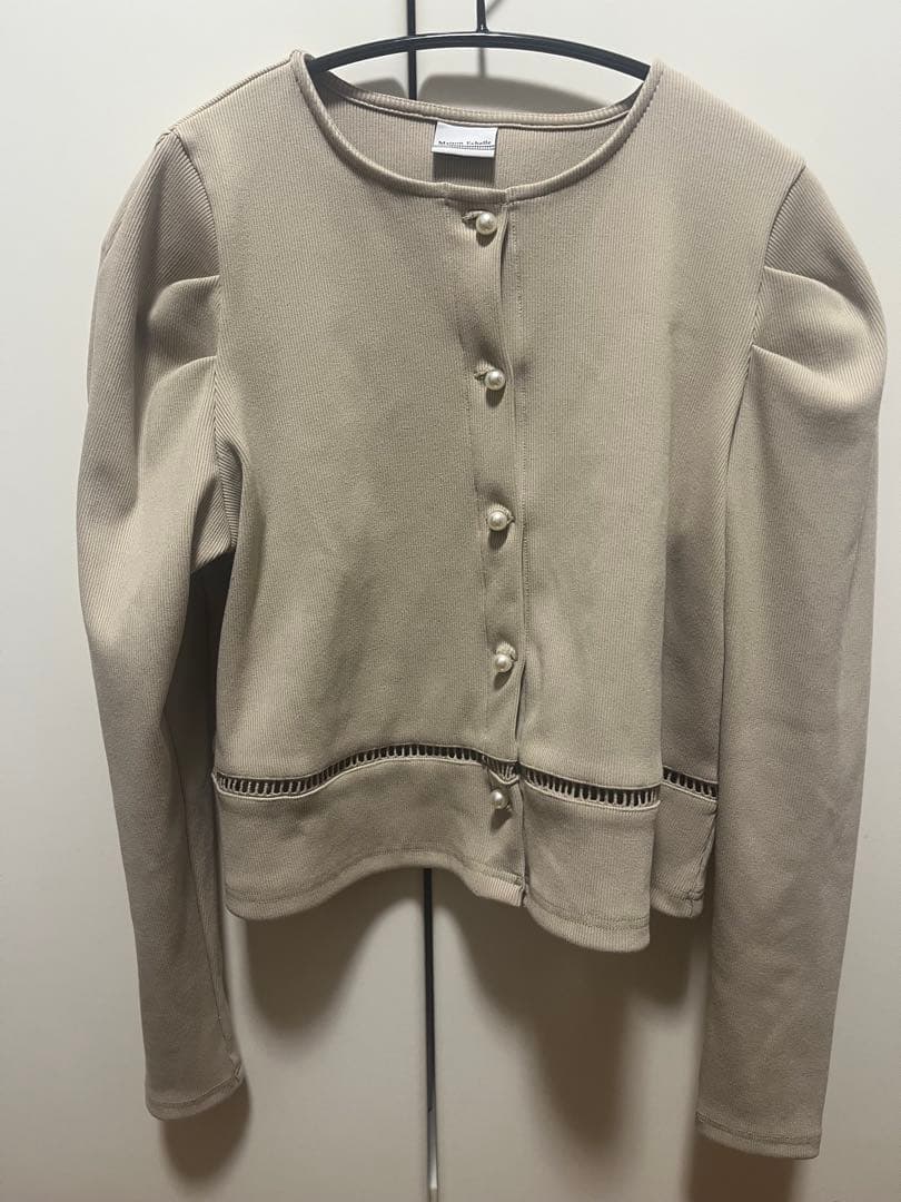 【専用】メゾンエシェル　パールボタンリブカーディガン　ベージュ