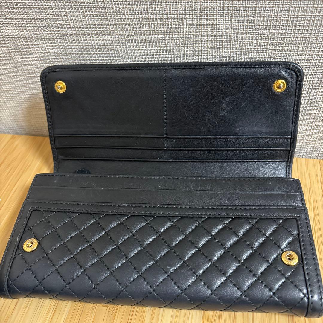 PRADA キルティング ブラック長財布