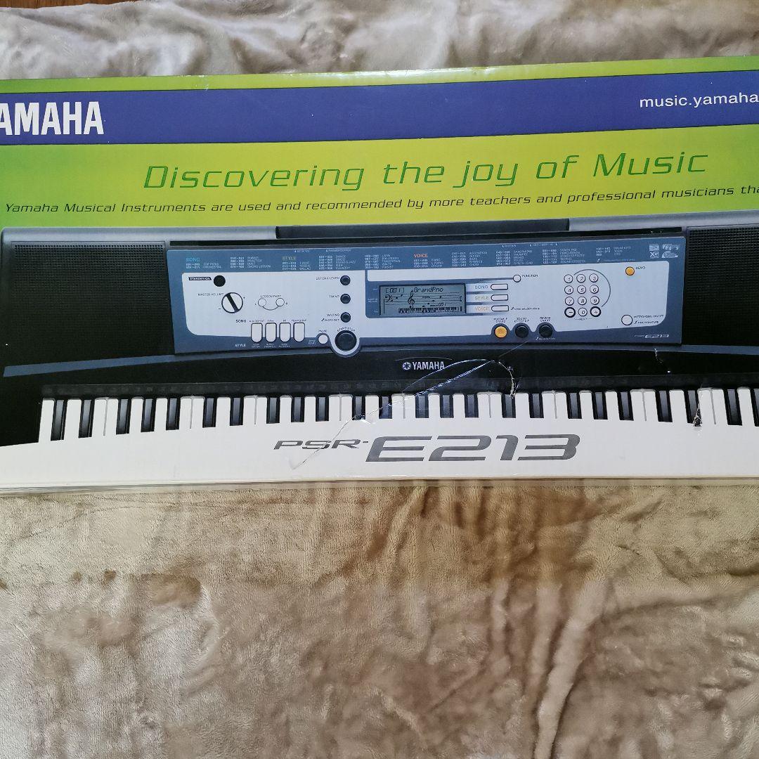 Yamaha PSR-E213 電子ピアノ電子キーボード箱入り　説明書・楽譜付き