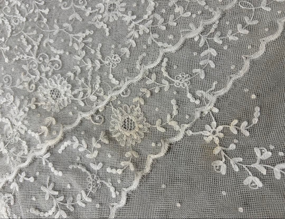 アンティークレース