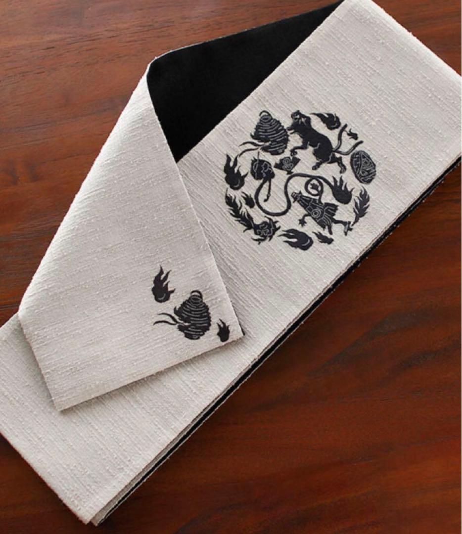 帯2　撫松庵　妖怪円陣刺繍　半幅帯　ライトグレー　新品タグ付き　３５０００円