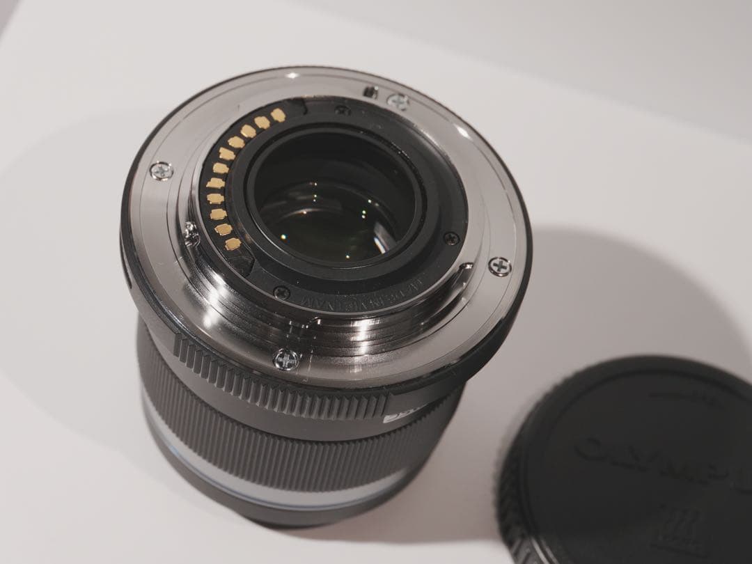 OLYMPUS M.ZUIKO DIGITAL 45mm F/1.8 レンズ