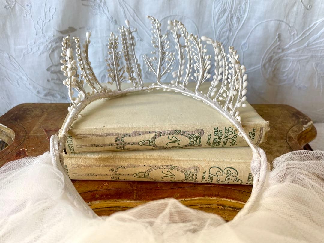 チュールベール付きワックスフラワーティアラ マリアージュ冠フランスアンティーク