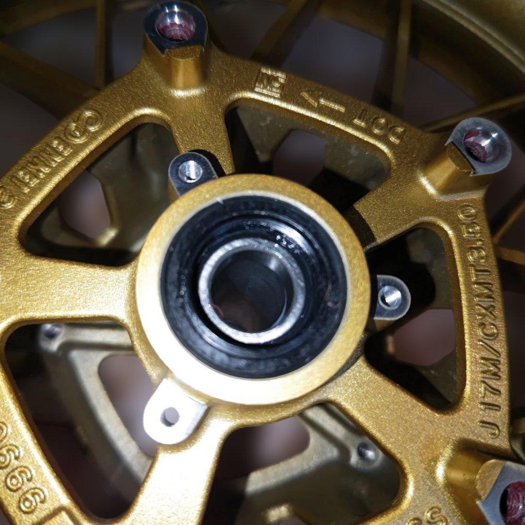 Z900RS SE 純正ホイール フロントのみ