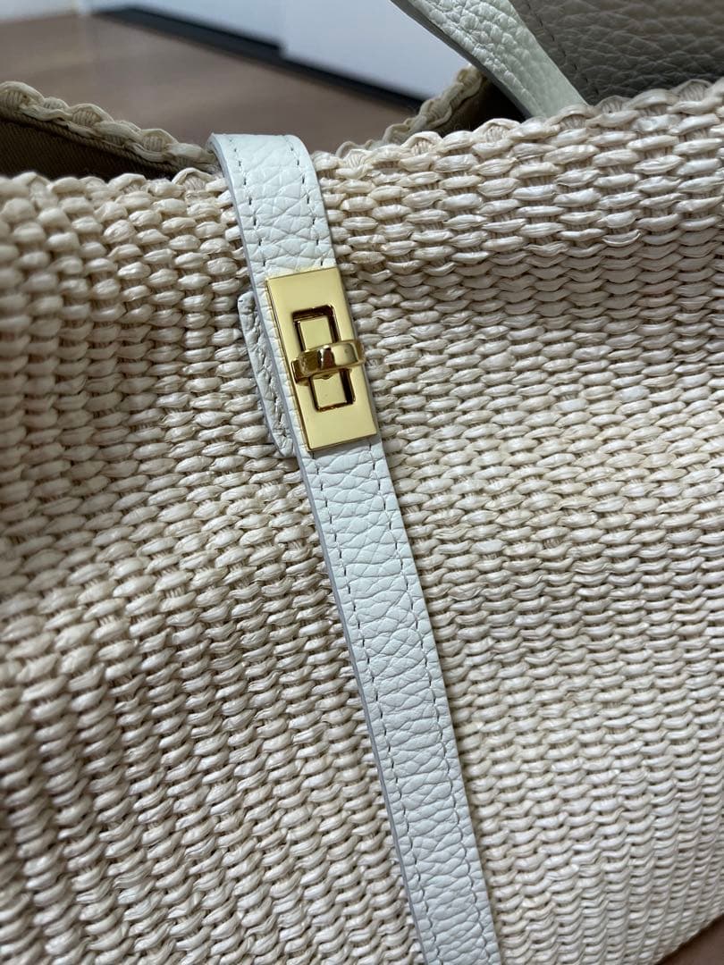 VIOLAd'ORO ヴィオラドーロ　ラフィアシート 2WAYトートバッグ