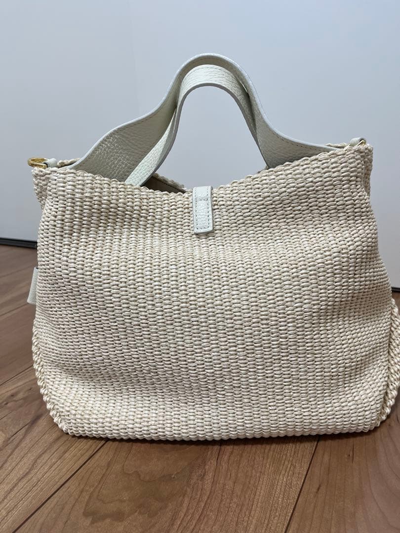 VIOLAd'ORO ヴィオラドーロ　ラフィアシート 2WAYトートバッグ