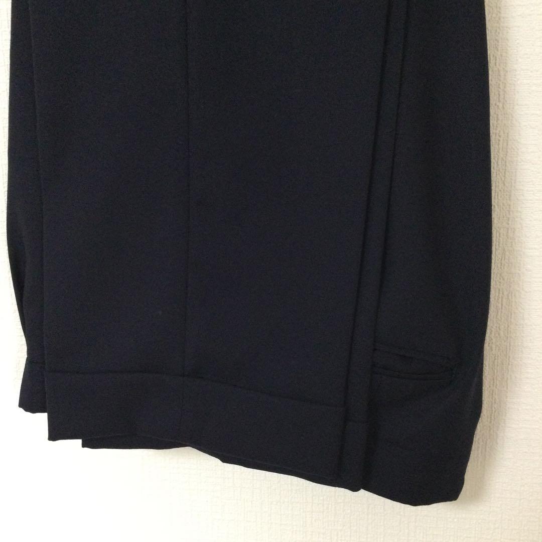 ユニバーサルランゲージ　ネイビー スーツ