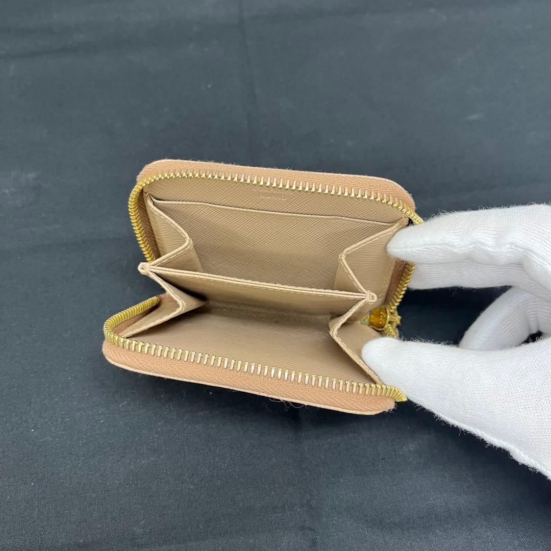 【T】PRADA プラダ サフィアーノ　ケース