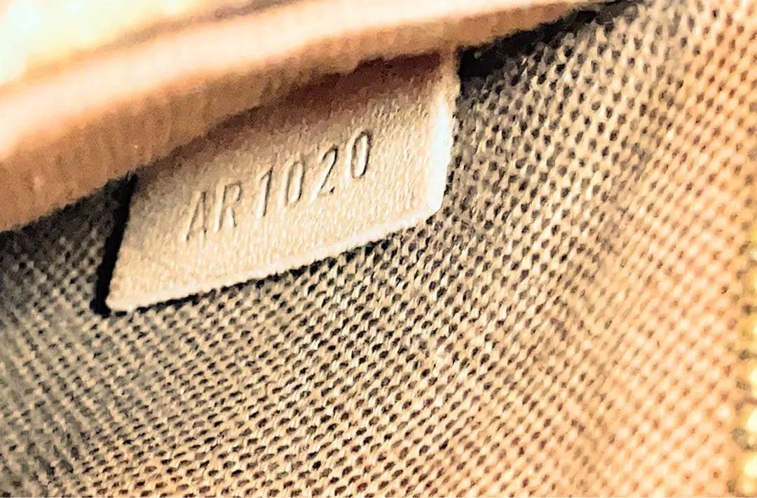 t*8様 【正規品】ルイヴィトン モノグラム ショルダーバッグ トロター 人気モ