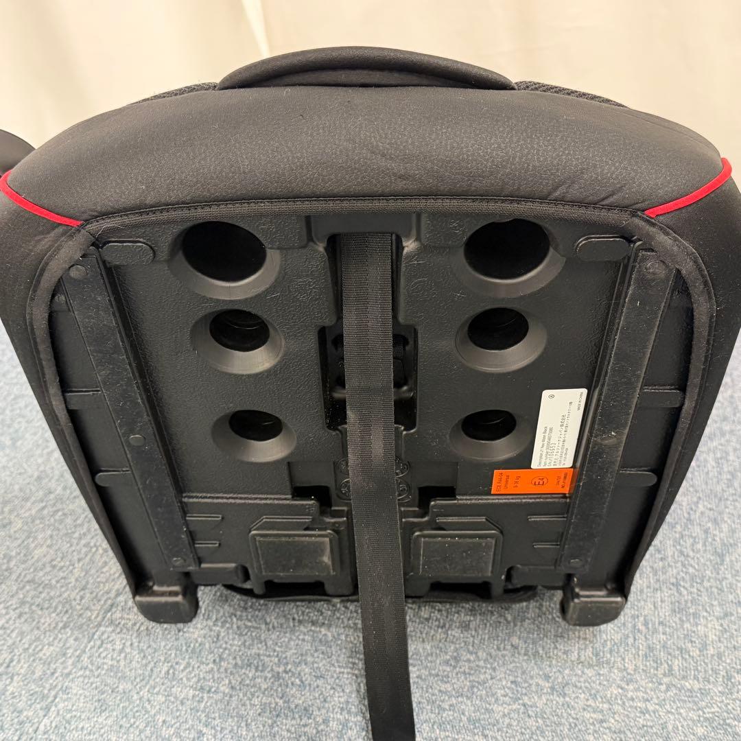 RECARO チャイルドシート ブラック/レッド