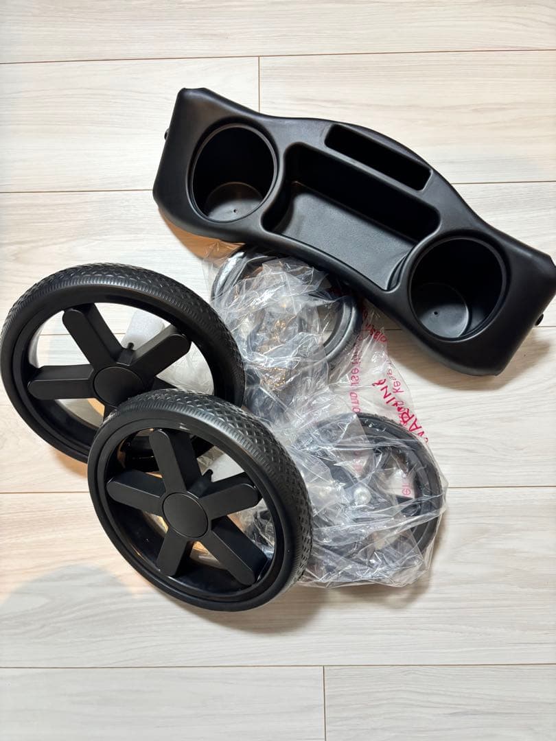 coro【新品未使用】ペットカート プチ グレー　小型犬・中型犬