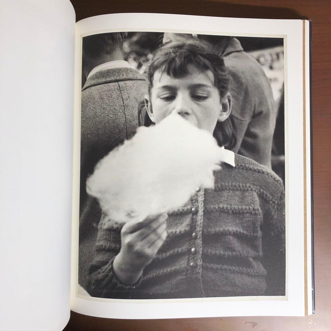 ギィ・ブルダン Guy Bourdin: Untouched (洋書)