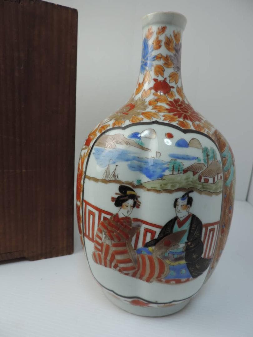 肥蝶山信甫製　色絵徳利　田代紋左衛門　幕末～明治