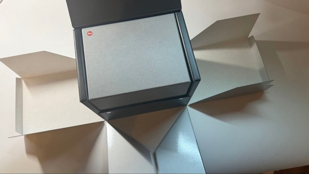 LEICA Q3 予備バッテリー付き