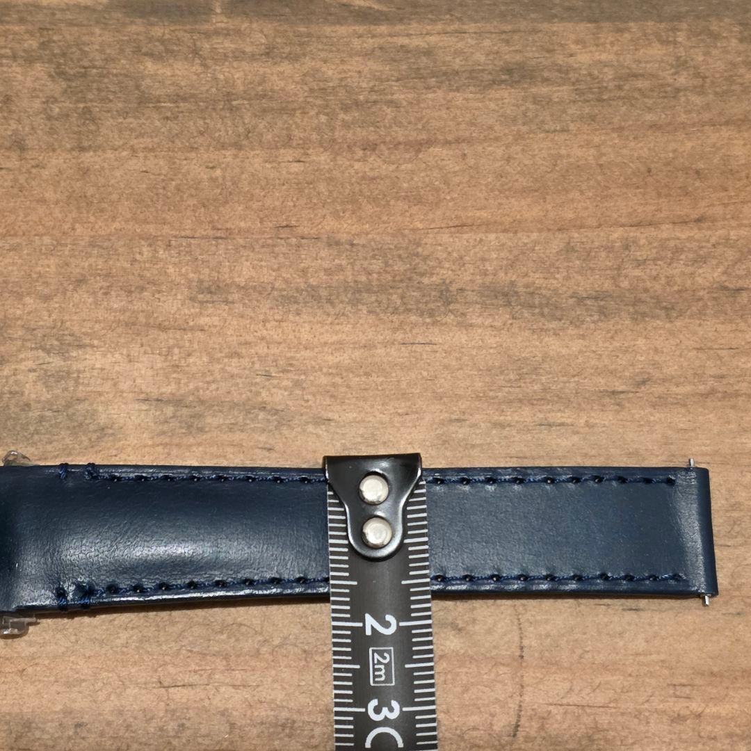 Cartier サントスドゥカルティエMM ネイビーブルーカーフレザー