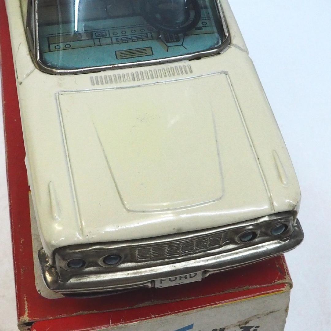 旧バンダイ フォード フェアレーン電動モーターハイウェイ動作不良tinブリキ箱付