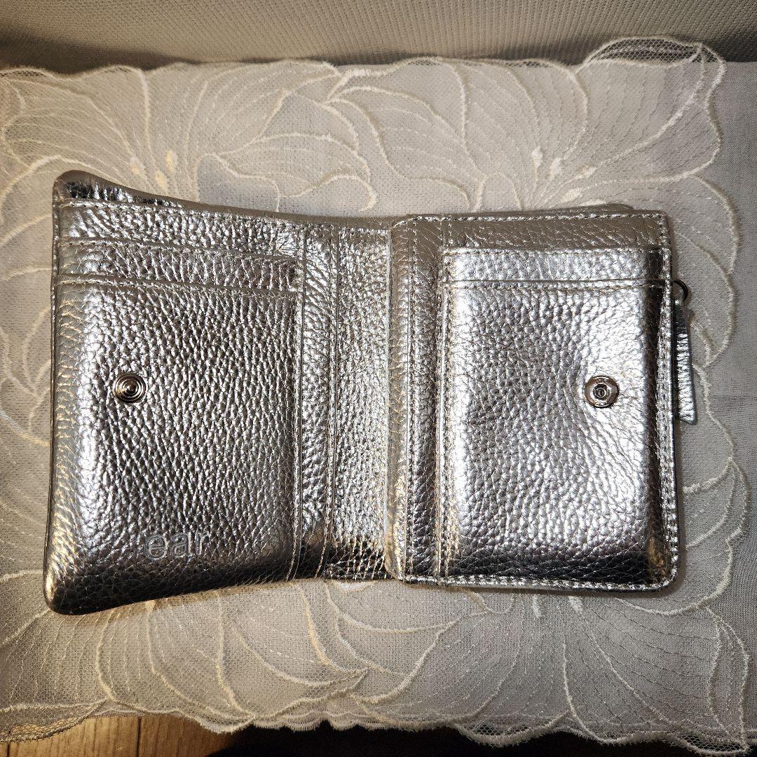 人気商品❣️ear 白くま刺繍 シルバーケース