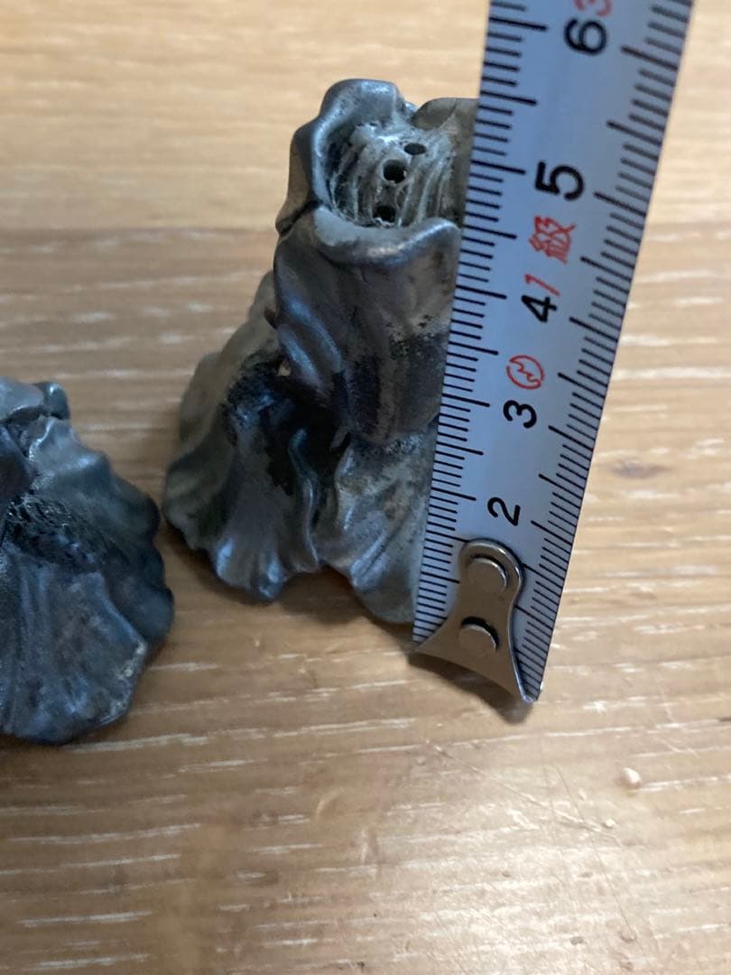 金属製 花形？　アンティーク雑貨 約185g