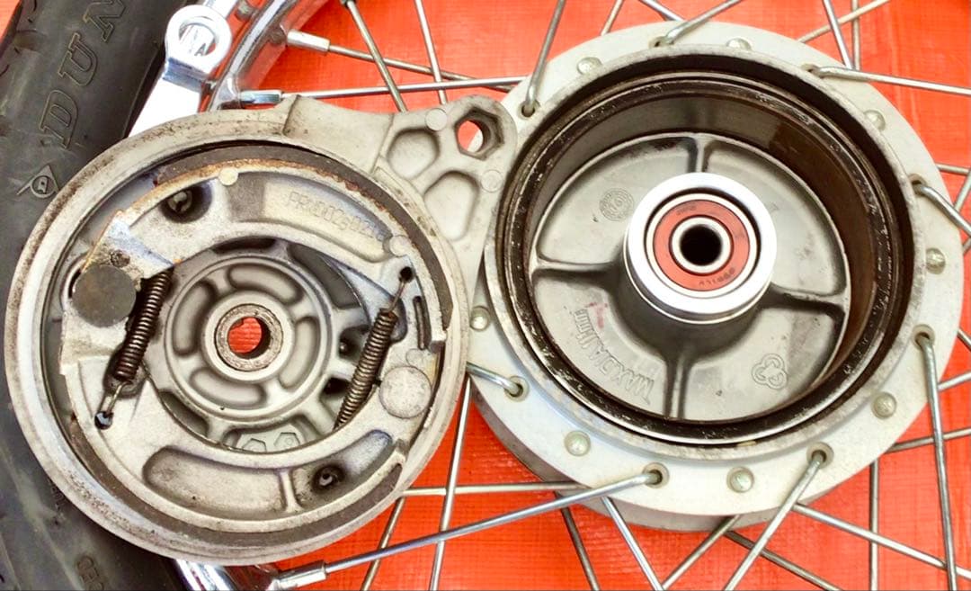 スーパーカブプロ【前・後ホイール】ブレーキパネル付 /クロスカブ50にも