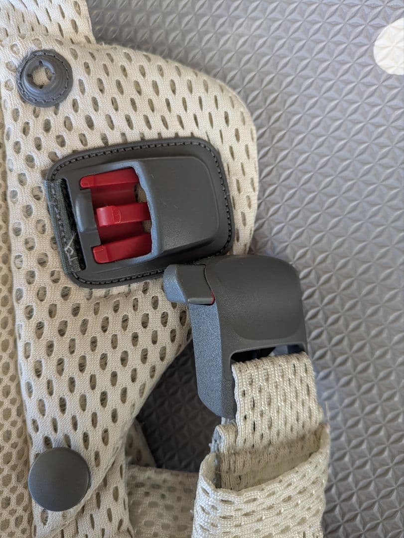 (値下げ)BabyBjorn 抱っこ紐 ベビージョルン ハーモニー クリーム 白