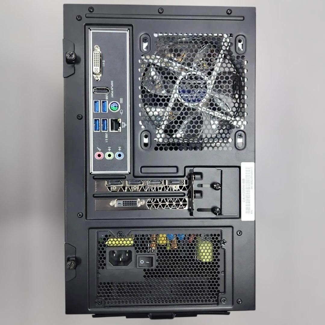 コンパクトゲーミングPC　i7-8700 16Gb GTX-1060