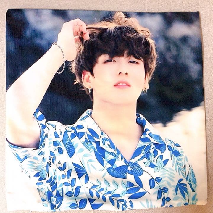 BTS グク クッションカバー 45 ふわさら 再入荷