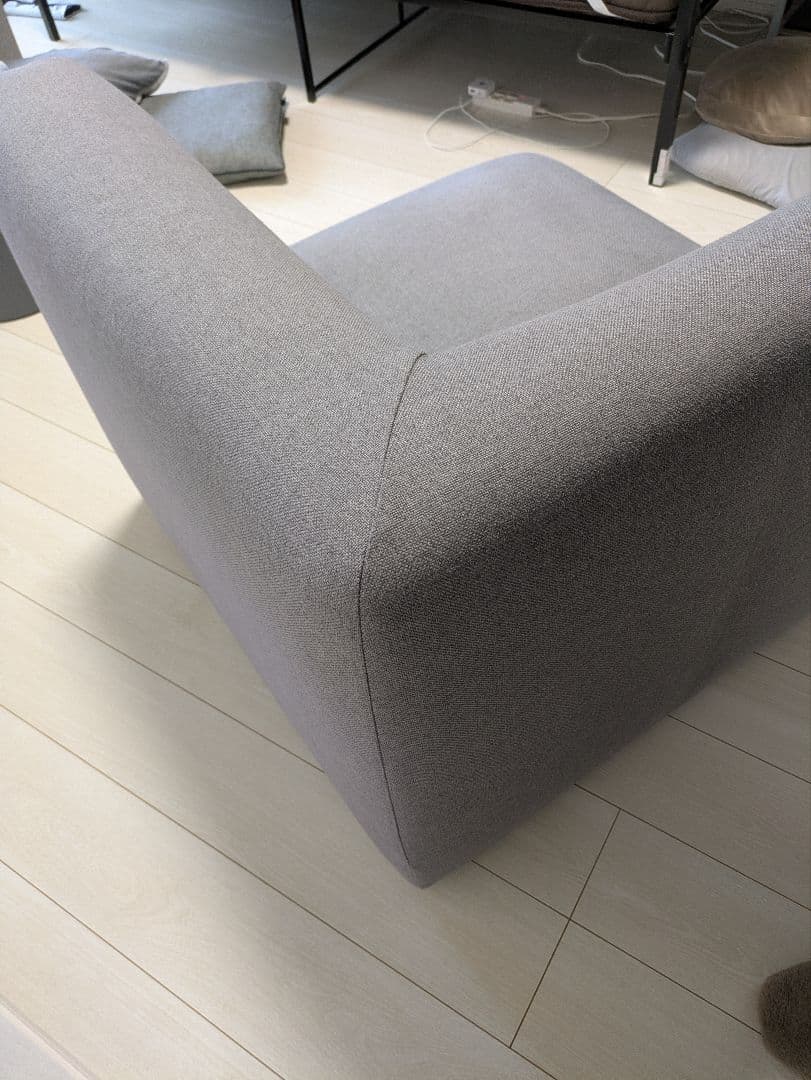 グレー ファブリック アームチェア　ソファ