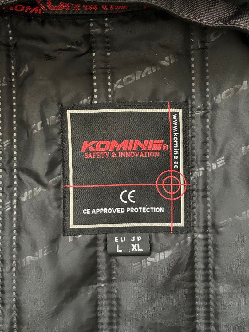 KOMINE フード付きジャケット グレー・ブラック ハードプロテクター(背中)