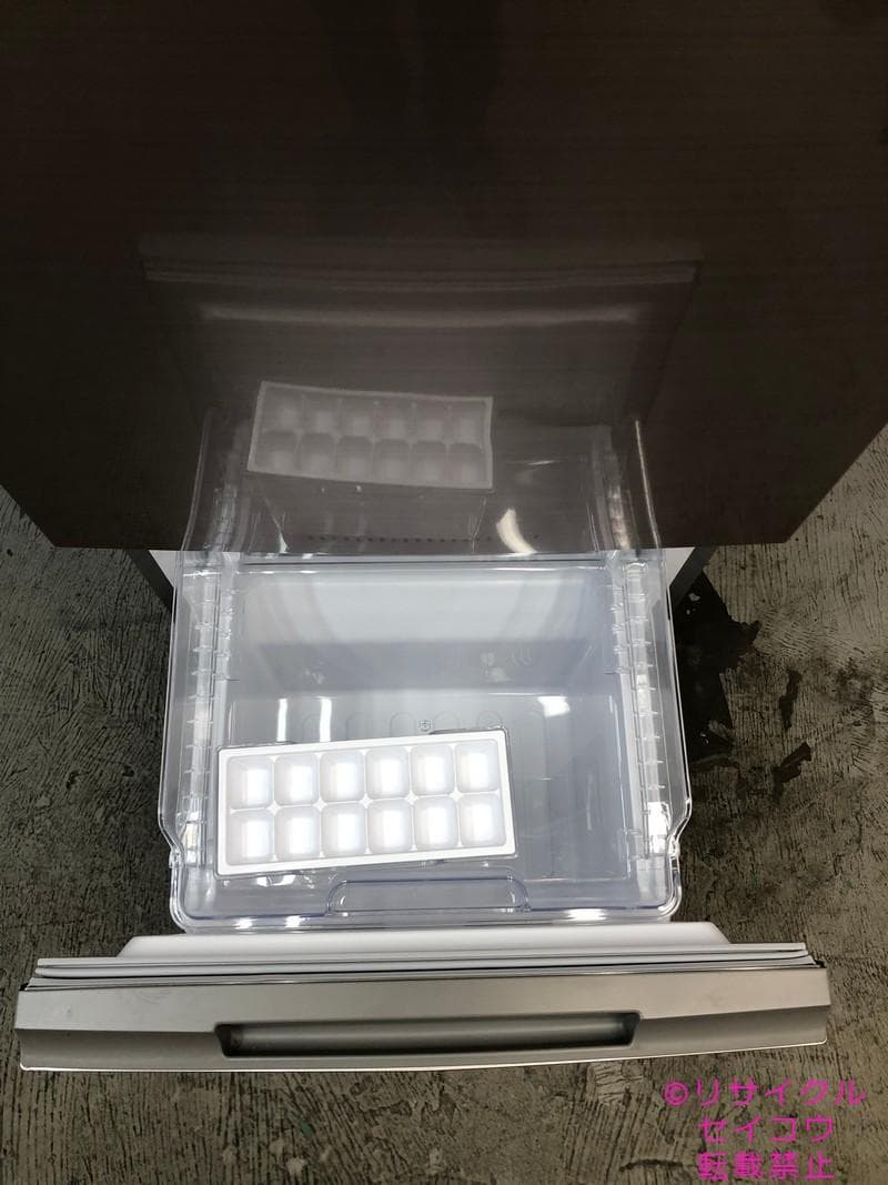 【中古】シャープ冷蔵庫 179L 2022年式2510311237
