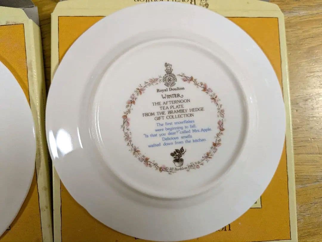 ☆Aqua　ロイヤルドルトン　ブランブリーヘッジ　春夏秋冬　プレート　4枚