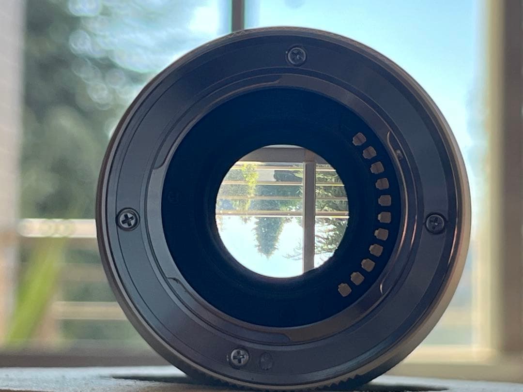 OLYMPUS 75mm f1.8単焦点レンズ