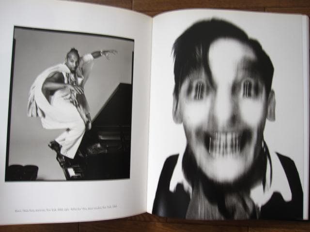 Performance　Richard Avedon　リチャード・アヴェドン