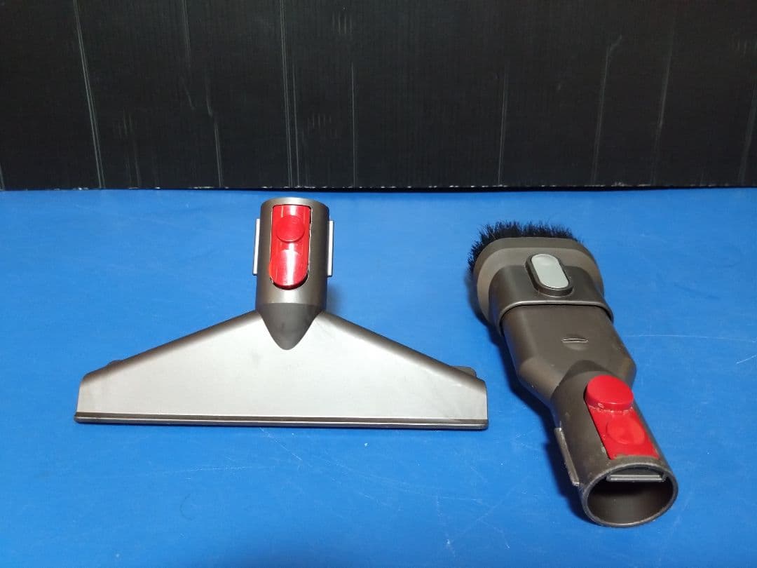 早い者勝ち！！V10 SV-12 サイクロン式コードレスクリーナー弱モード65分